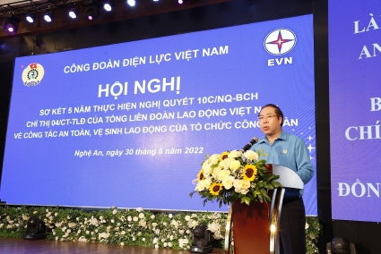 Sơ kết 5 năm thực hiện Nghị quyết 10c/NQ-BCH về công tác ATVSLĐ của tổ chức Công đoàn