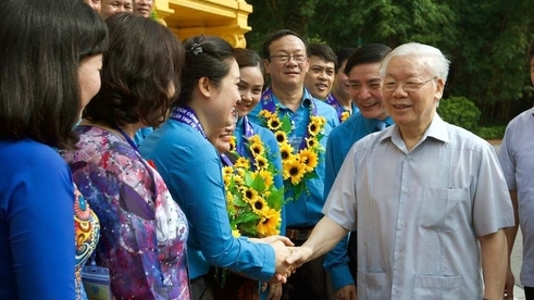 10 cá nhân nhận Giải thưởng Nguyễn Văn Linh lần thứ III