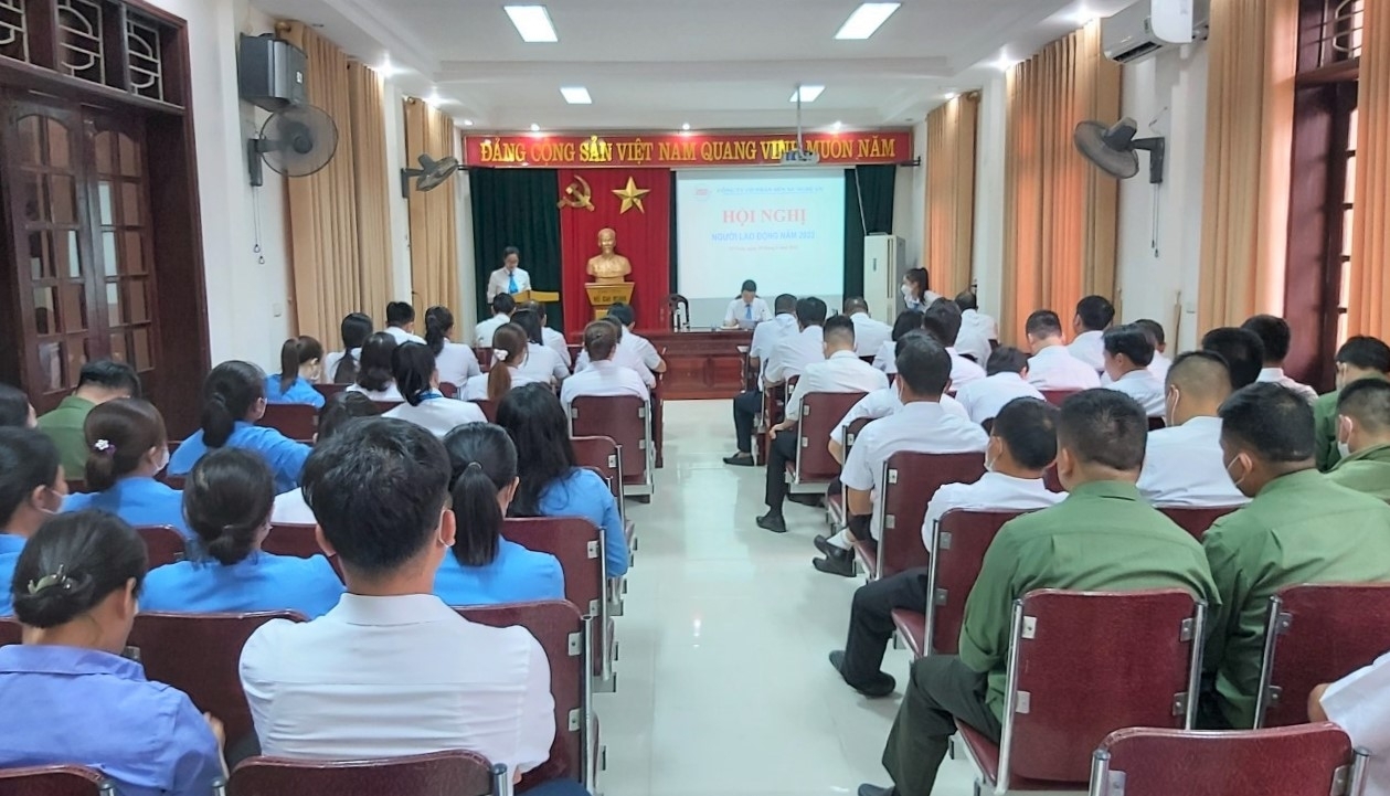 Nhận thức của doanh nghiệp: Yếu tố tiên quyết công tác thành lập tổ chức cơ sở đảng