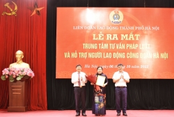 Liên đoàn Lao động TP Hà Nội: Đẩy mạnh tuyên truyền và hỗ trợ pháp lý cho NLĐ