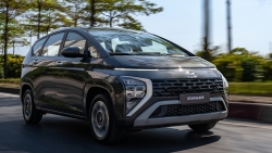 Hyundai ra mắt MPV Stargazer đấu Mitsubishi Xpander tại Việt Nam