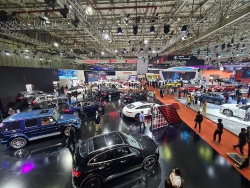 Vietnam Motor Show 2022 đón gần 237.000 khách tham quan