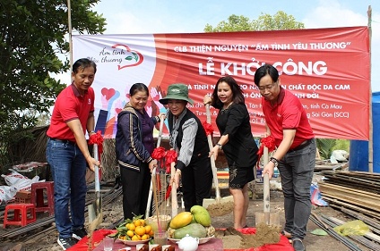 CLB thiện nguyện Ấm Tình Yêu Thương xây nhà tình nghĩa cho nạn nhân chất độc Dioxin