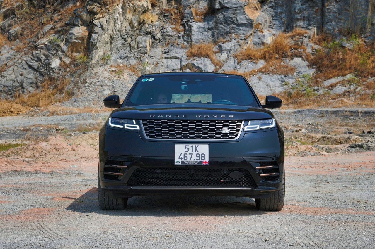 Đánh giá Land Rover Range Rover Velar 2023