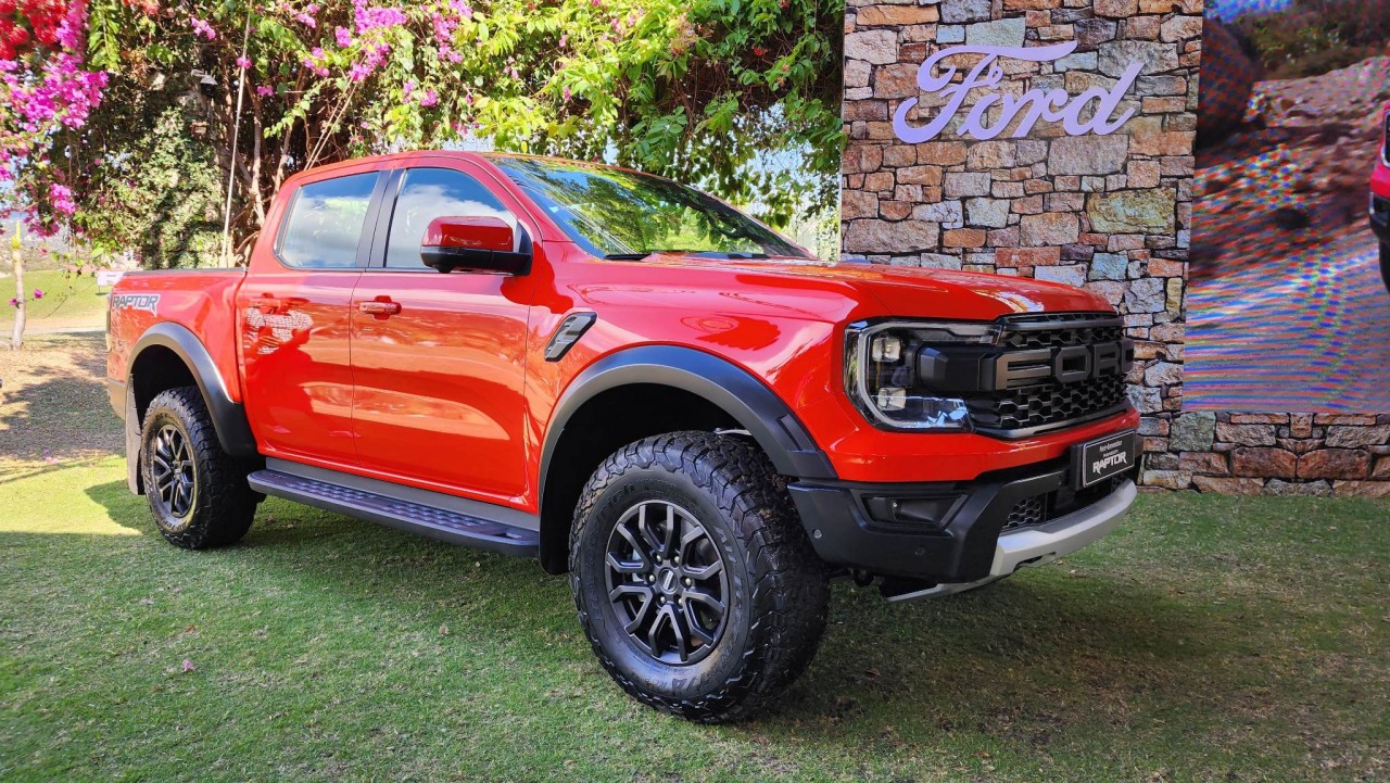 Ford Ranger Raptor chính thức xuất hiện tại Việt Nam