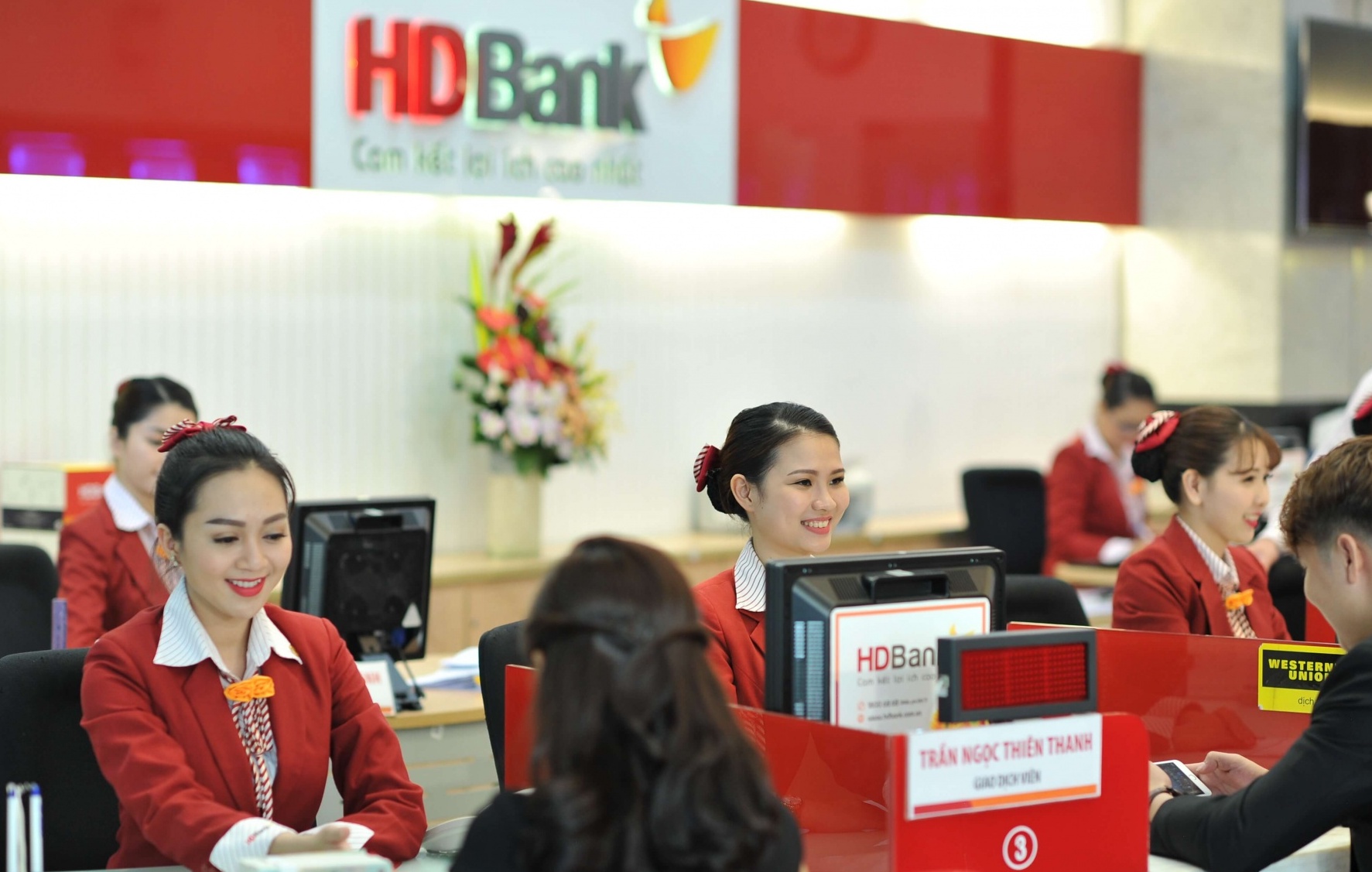 Thúc đẩy cho vay lĩnh vực ưu tiên, HDBank tạo lối đi riêng cho tăng trưởng tín dụng