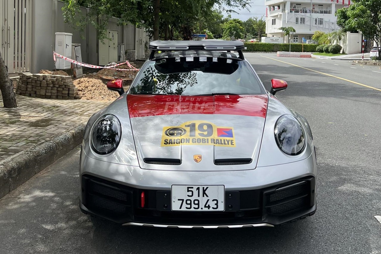 Porsche 911 Dakar khám phá những vùng đất huyền thoại