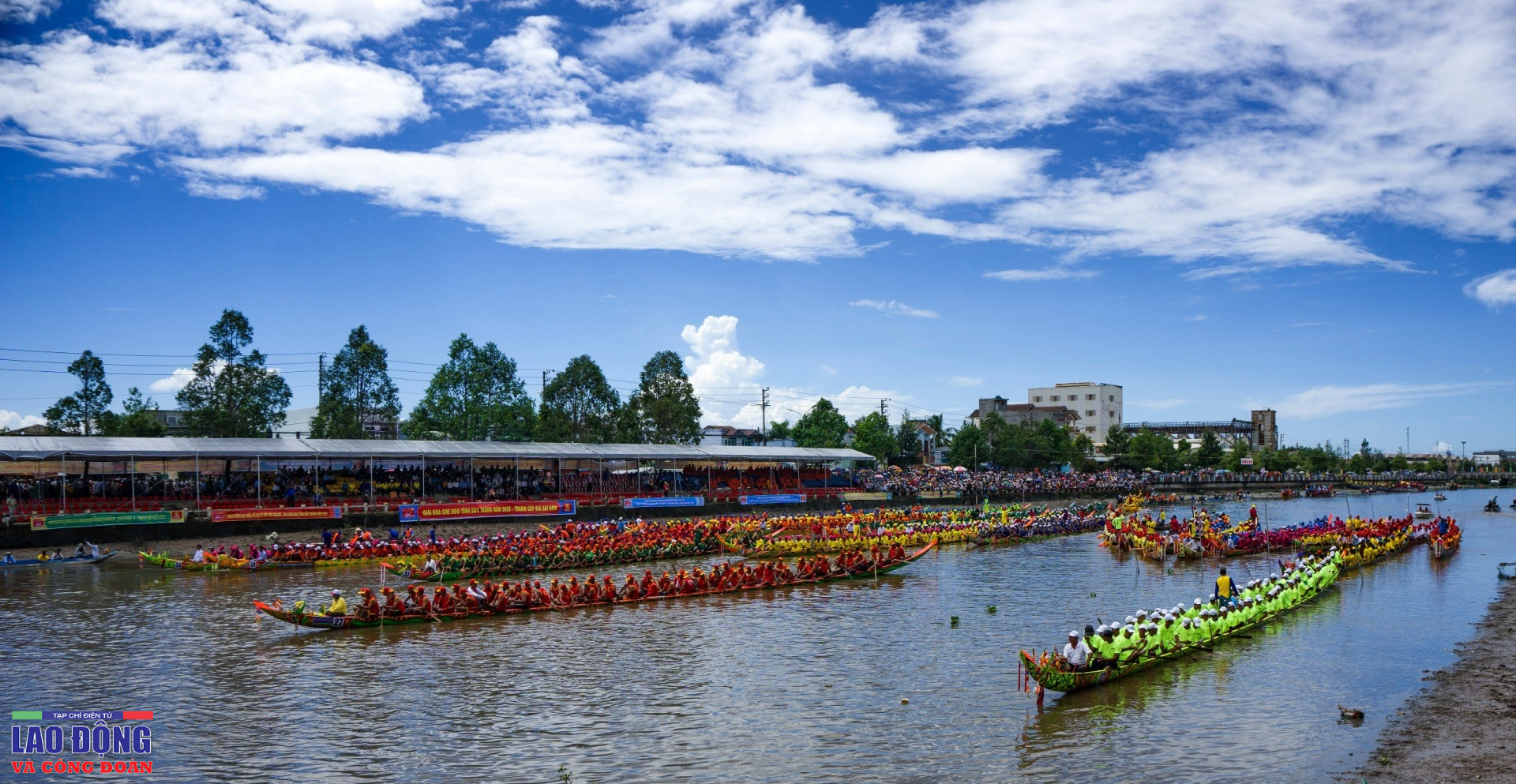 Người kể Phật tích bằng tranh