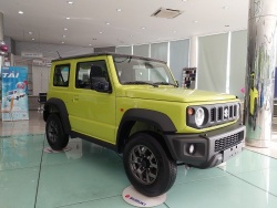 Loạn giá Suzuki Jimny trước ngày ra mắt, mỗi đại lý báo một giá