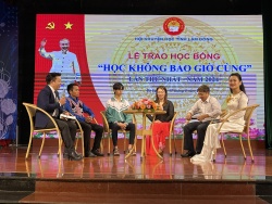 Lâm Đồng: 10 đoàn viên, người lao động được nhận học bổng “Học không bao giờ cùng”