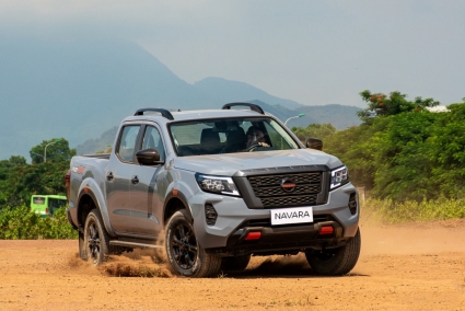 Nissan Navara 2024 ra mắt, thêm một phiên bản, giá khởi điểm rẻ hơn trước