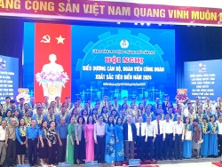 Biểu dương 10 tập thể, 95 cán bộ, đoàn viên công đoàn xuất sắc tại Cần Thơ