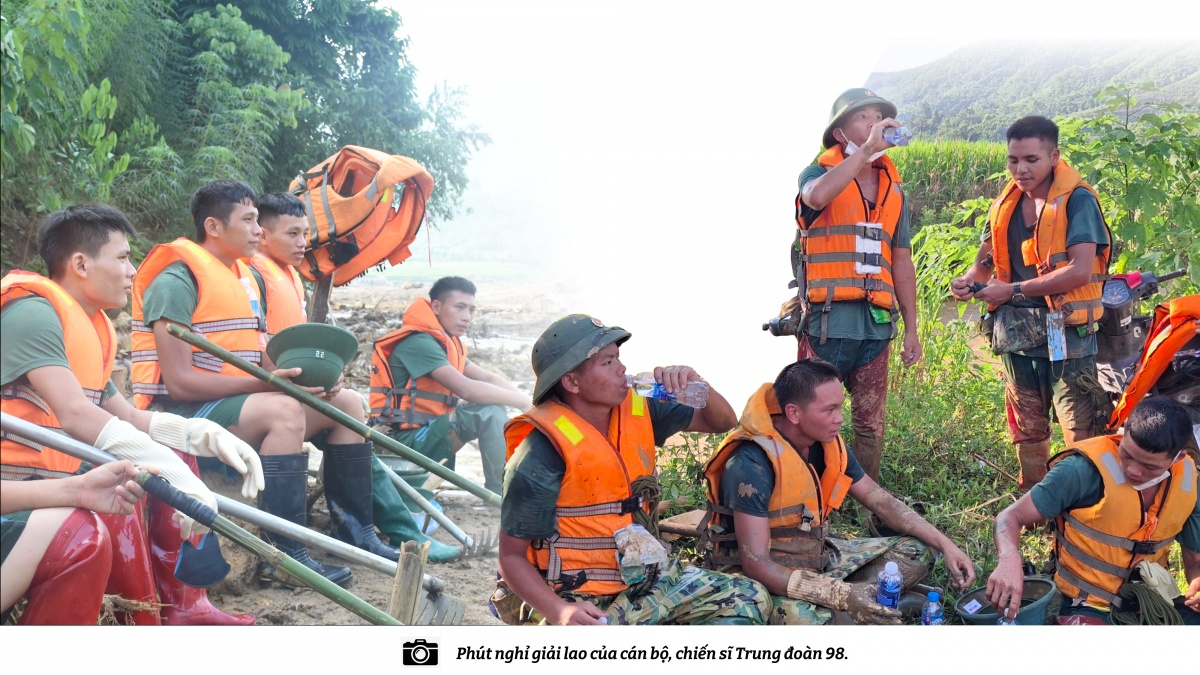 Làng Nủ sau thảm họa: Những dấu chân kiếm tìm