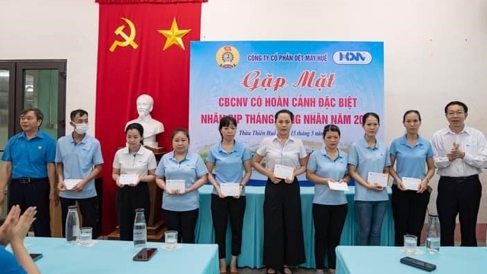 Công đoàn Công ty CP Dệt may Huế: “Dệt yêu thương”