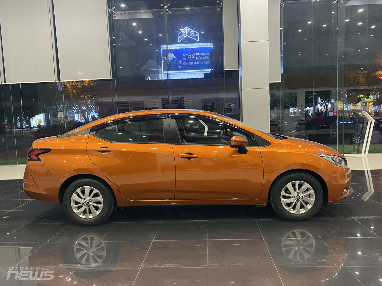 Hình thực tế Nissan Almera tại đại lý