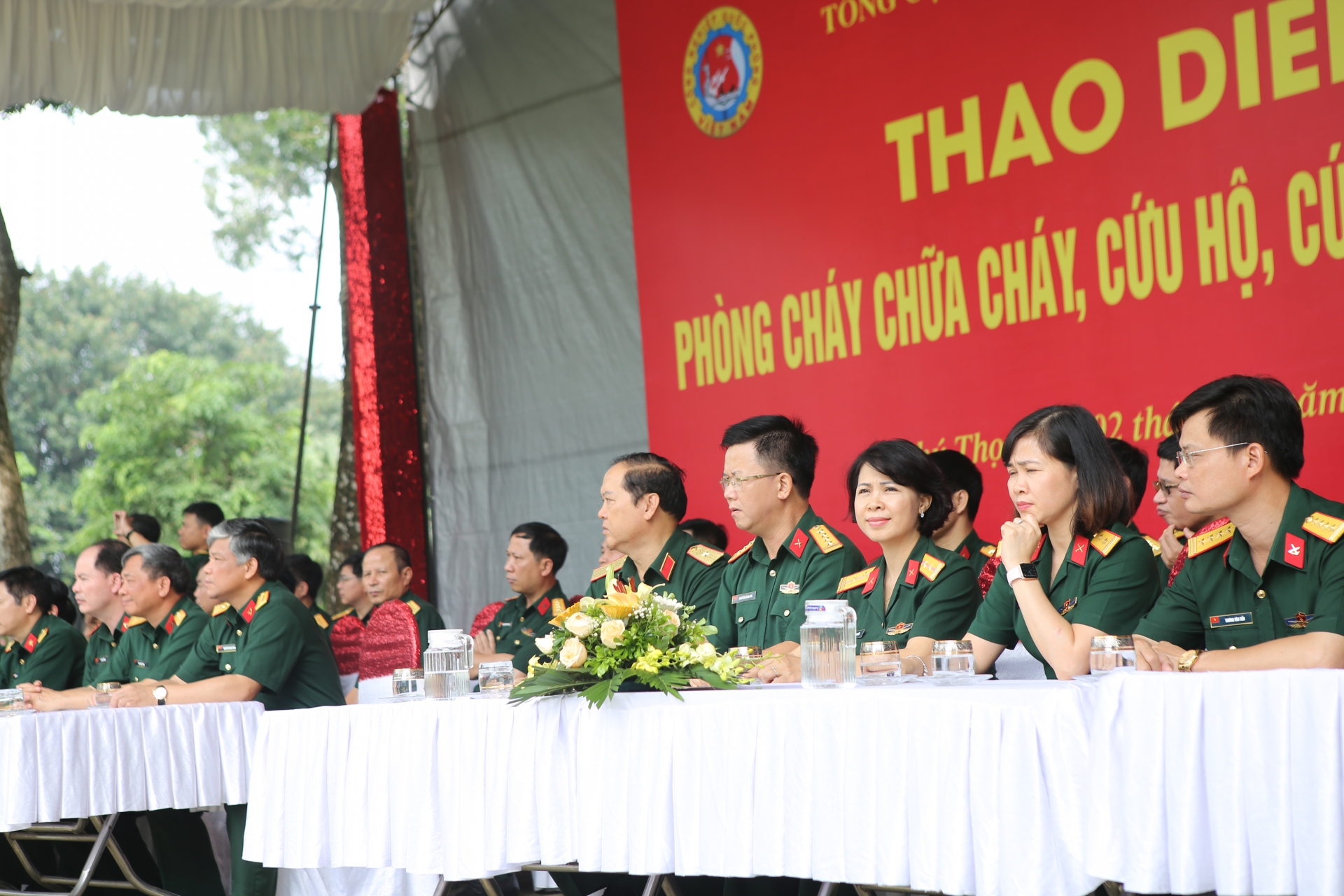 Thao diễn phòng cháy chữa cháy và cứu nạn, cứu hộ trong các doanh nghiệp quốc phòng