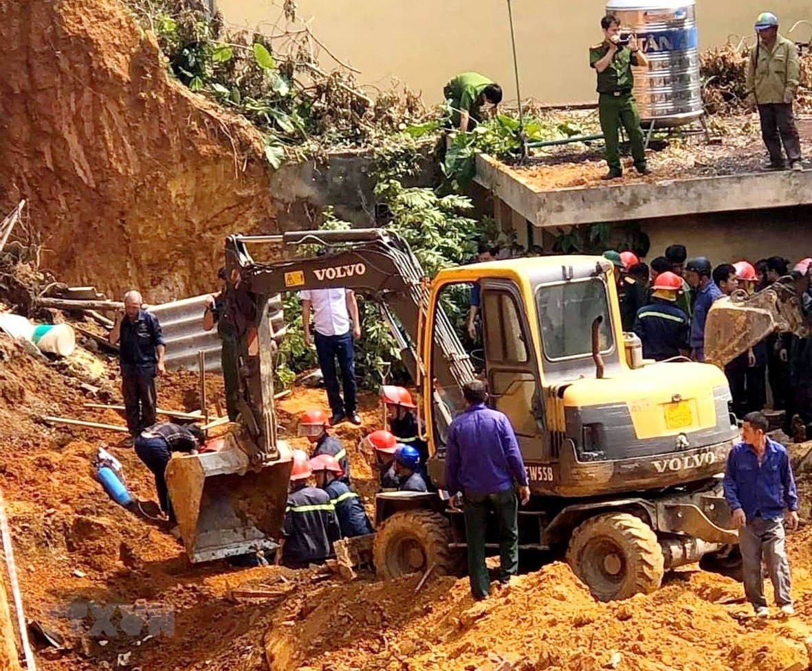 Nhận diện, phòng ngừa nguy cơ rủi ro: vai trò của CĐCS và an toàn vệ sinh viên