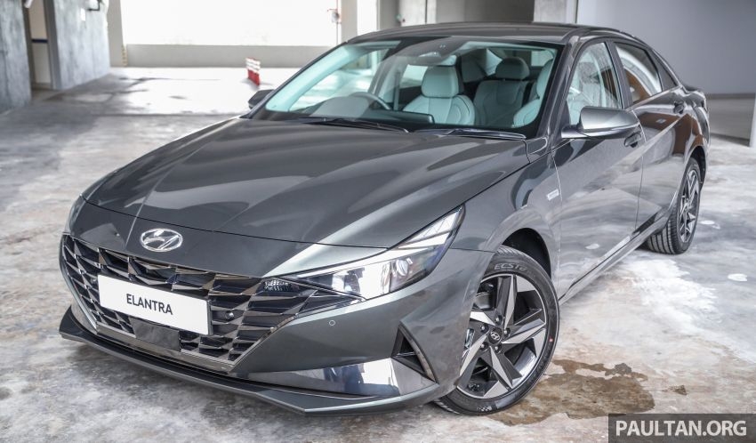 Hyundai Elantra 2021 giá từ 906 triệu đồng tại Malaysia