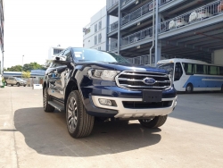 Ford Everest đang giảm giá gần 80 triệu đồng tại đại lý