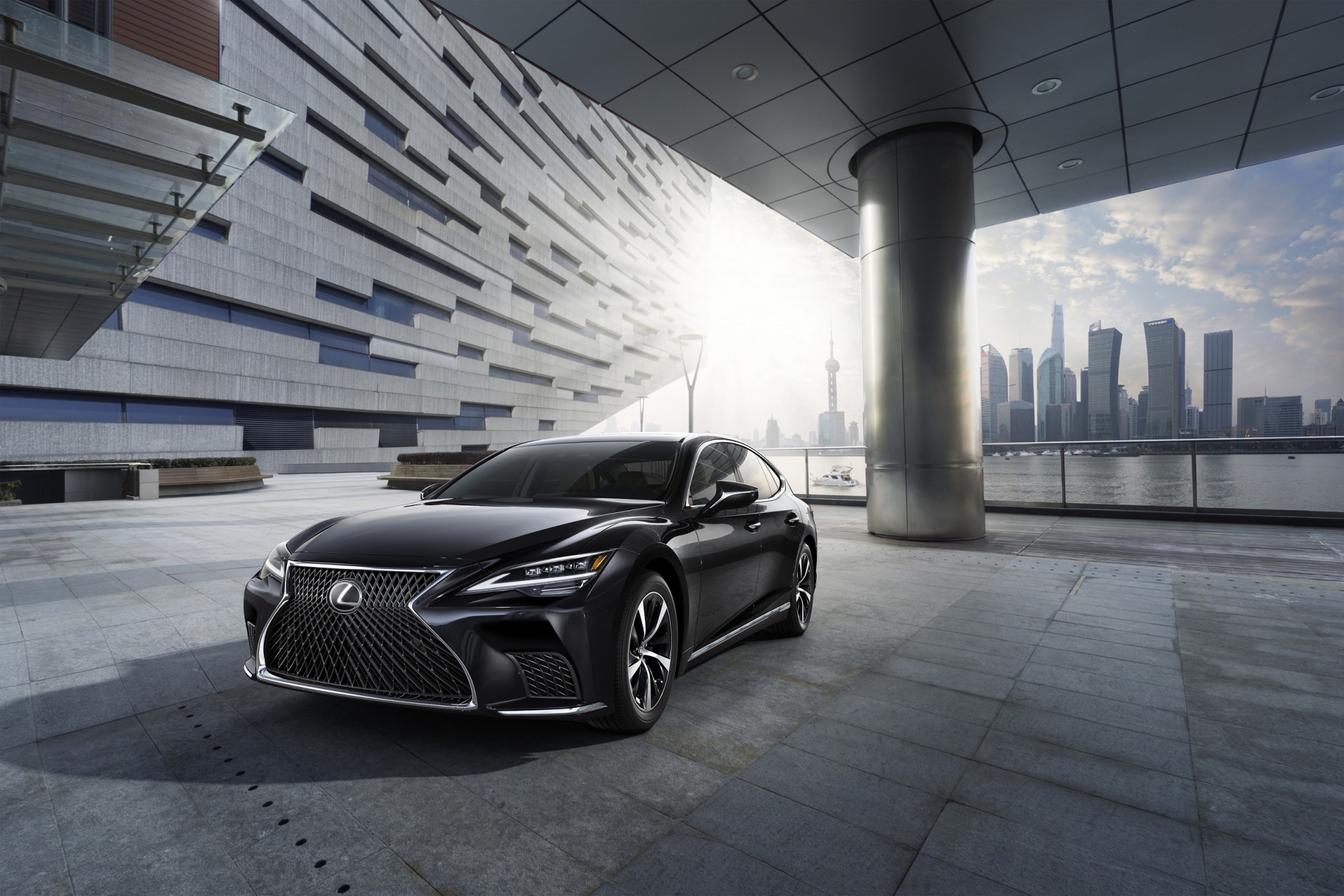 Lexus LS 2021 giá từ 7,8 tỷ đồng