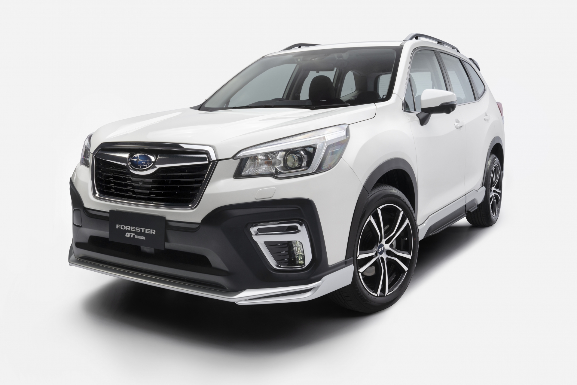 bo phu kien gt edition danh cho subaru forester co gia 78 trieu dong