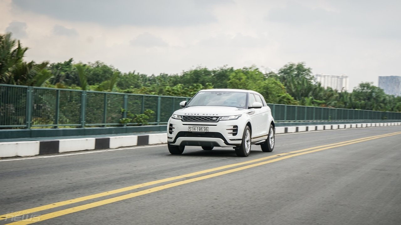 danh gia chi tiet range rover evoque 2020