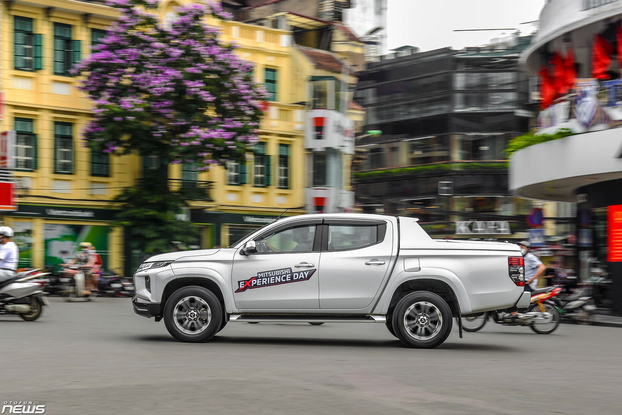 Mitsubishi Triton – Hơn cả một chiếc bán tải