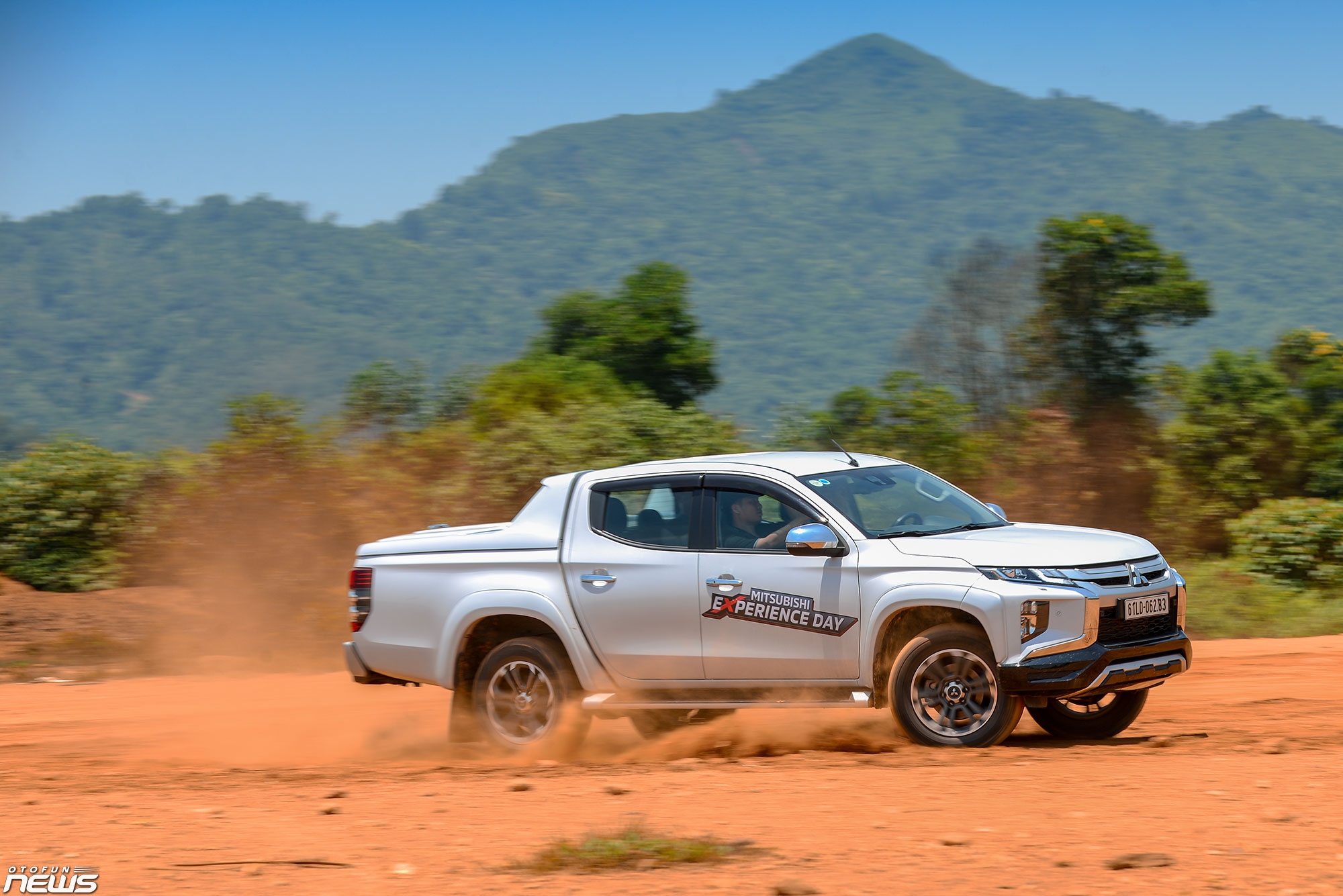 Mitsubishi Triton – Hơn cả một chiếc bán tải