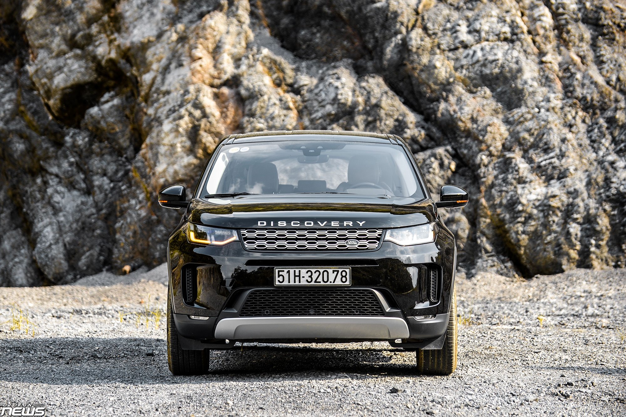 land rover discovery sport 52 cho ngoi va hon the nua