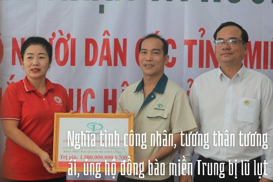 Nghĩa tình công nhân, tương thân tương ái ủng hộ đồng bào miền Trung bị lũ lụt