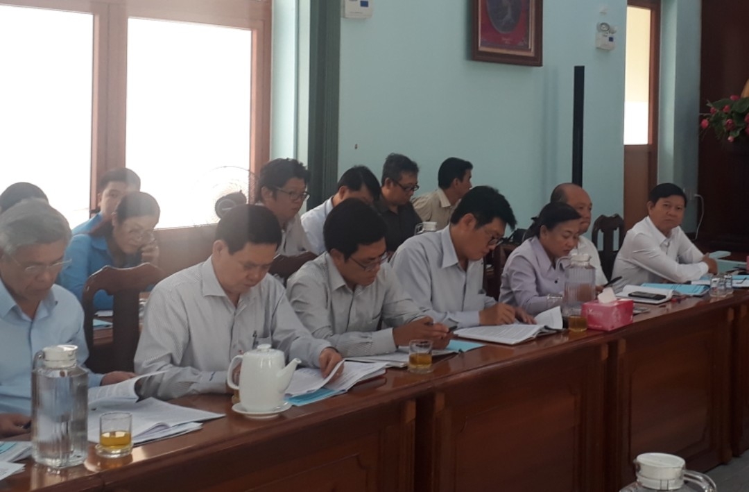 Hạn chế tranh chấp lao động băng cách bảo vệ, chăm lo quyền, lợi ích của người lao động