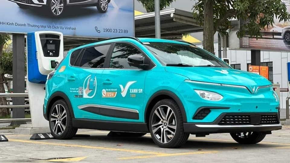 Taxi điện VinFast VF e34 của GSM