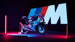 BMW M 1000 RR 2022 ra mắt với số luợng giới hạn