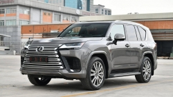 Cận cảnh Lexus LX600 Ultra Luxury giá hơn 13 tỷ đồng