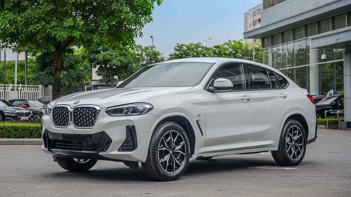 Chi tiết BMW X4 giá 3,279 tỷ đồng tại Việt Nam