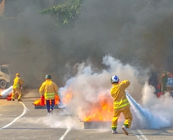 Sôi nổi Hội thao nghiệp vụ chữa cháy quận Hai Bà Trưng 2019