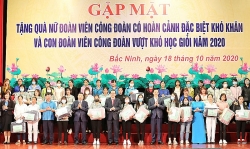 Bắc Ninh: Gặp mặt và tặng quà 453 nữ đoàn viên công đoàn có hoàn cảnh đặc biệt khó khăn