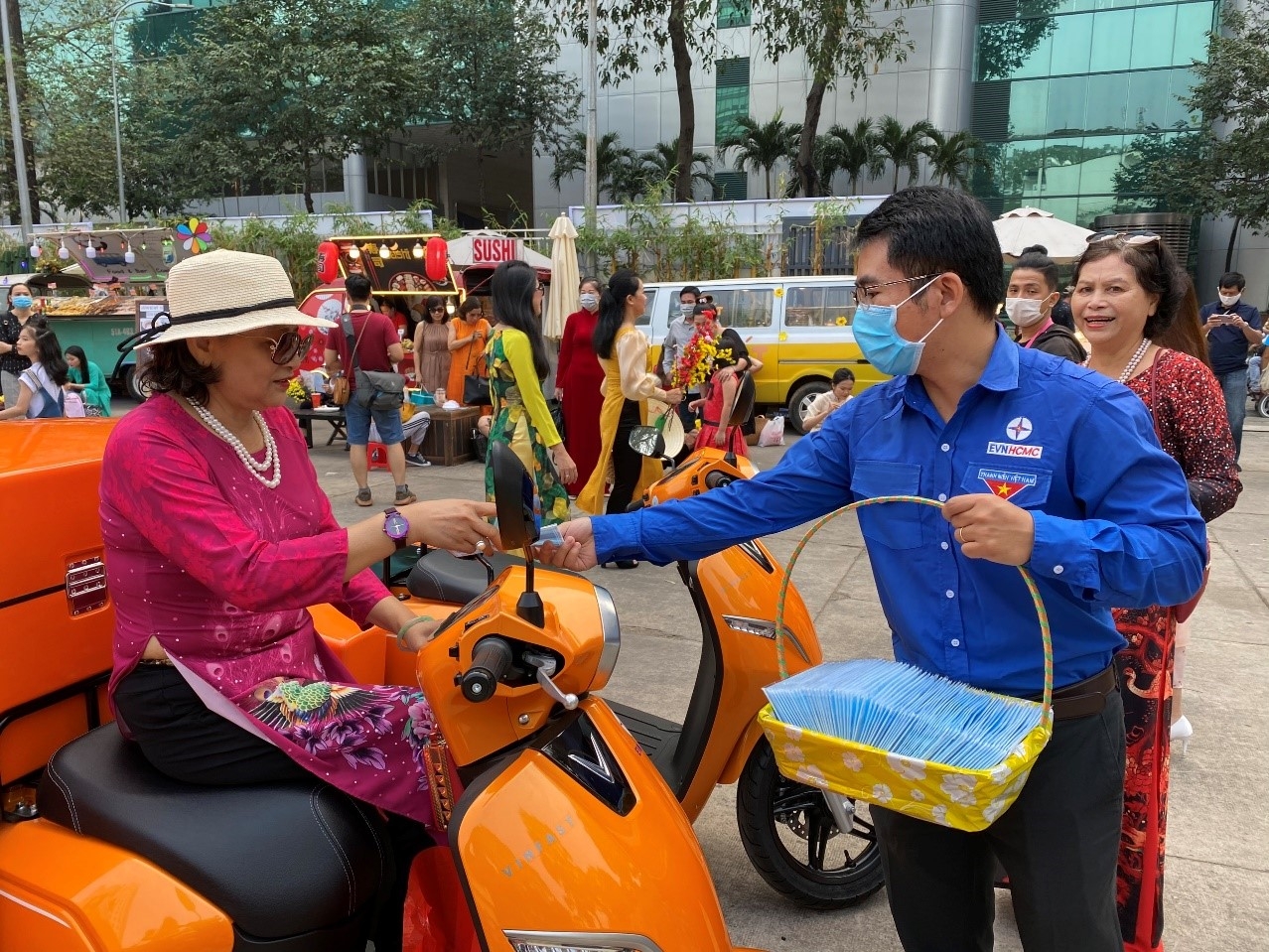 Chủ động phòng dịch cho người lao động, đảm bảo vận hành hệ thống điện