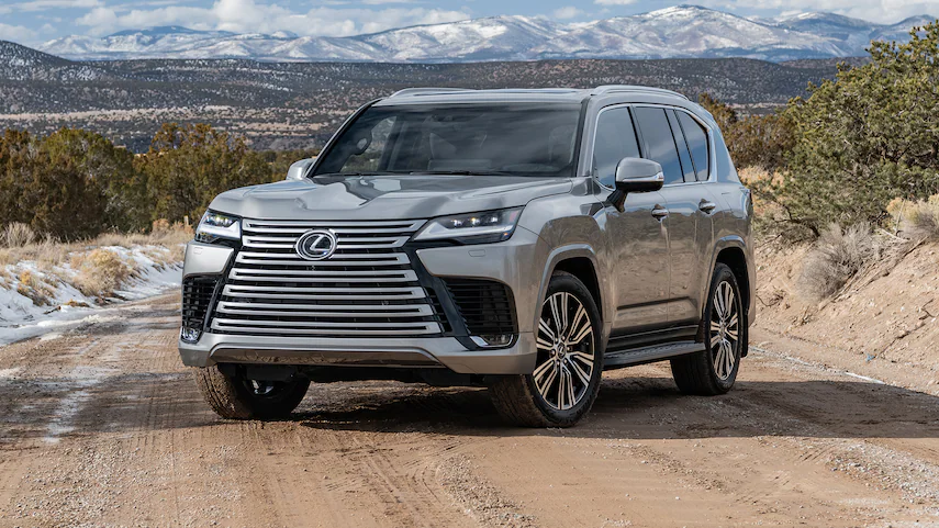 Lexus LX600 chính hãng giá từ 8,1 tỷ đồng tại Việt Nam