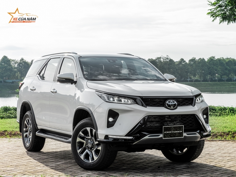 Toyota Fortuner 2022 ra mắt, giá tăng 19-53 triệu đồng