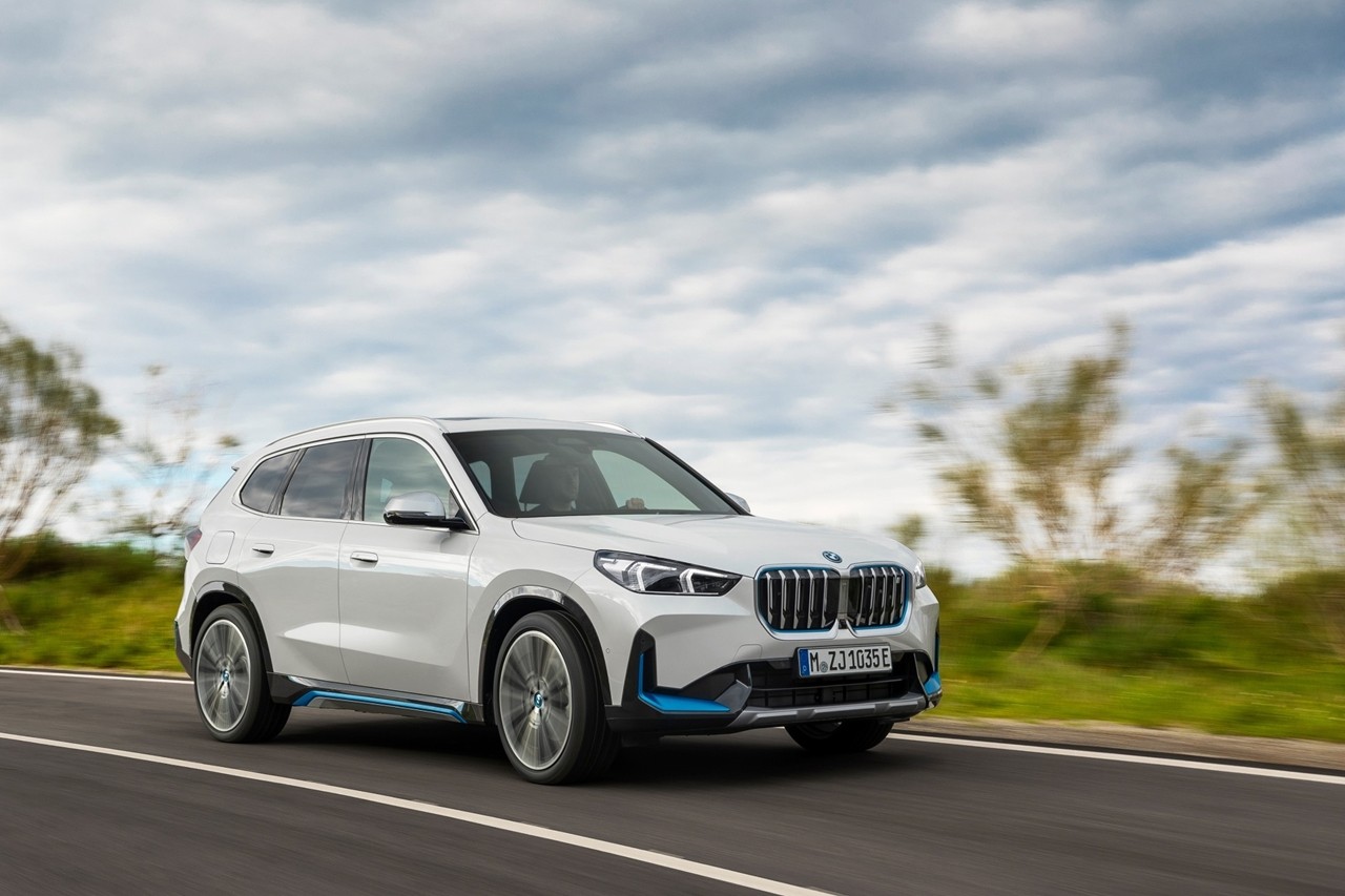 Ra mắt BMW iX1 chạy điện hoàn toàn