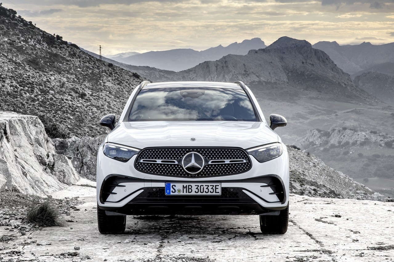 Ra mắt Mercedes Benz GLC hoàn toàn mới