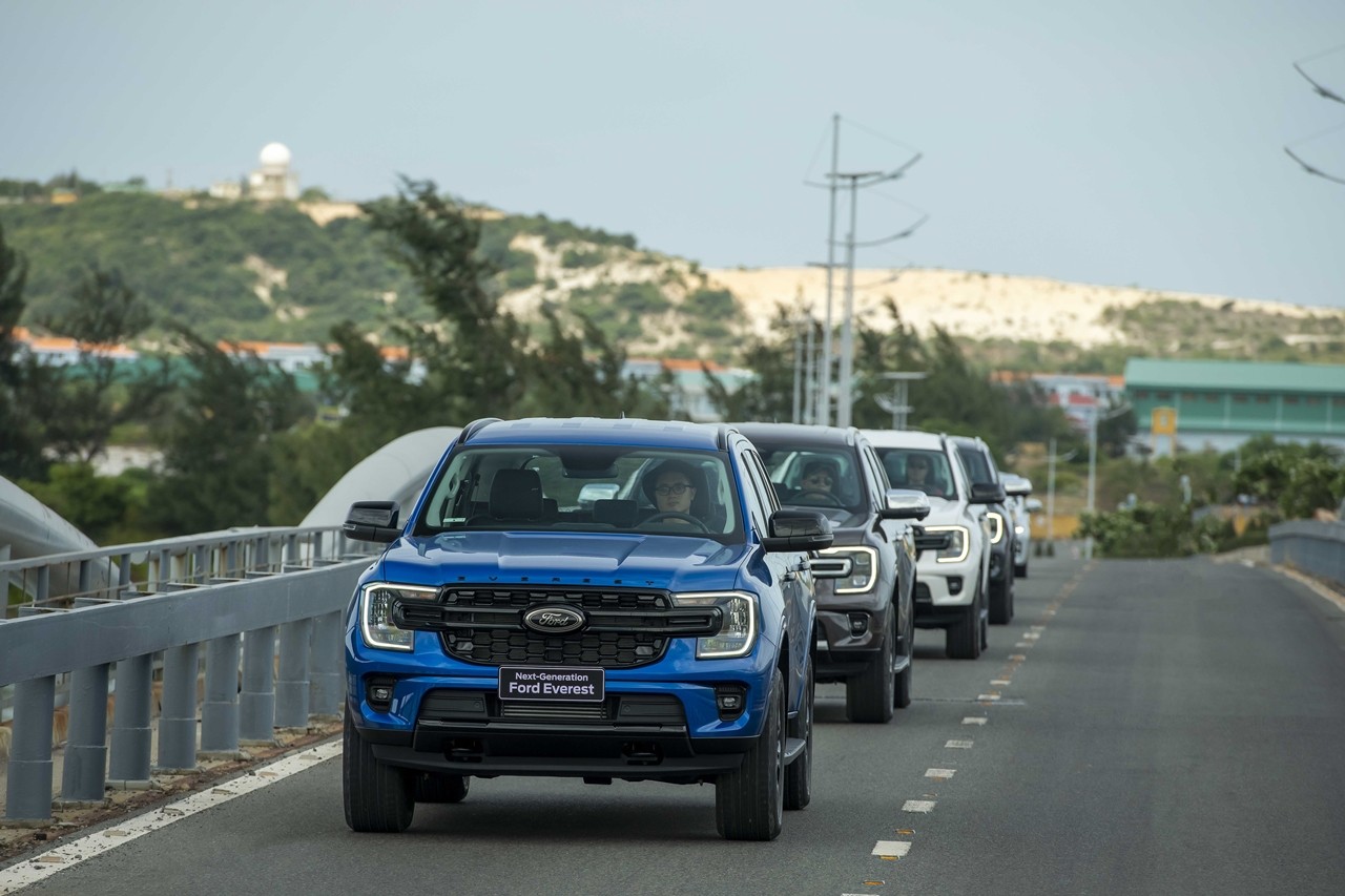 Cảm giác lái Ford Everest 2022 như thế nào?